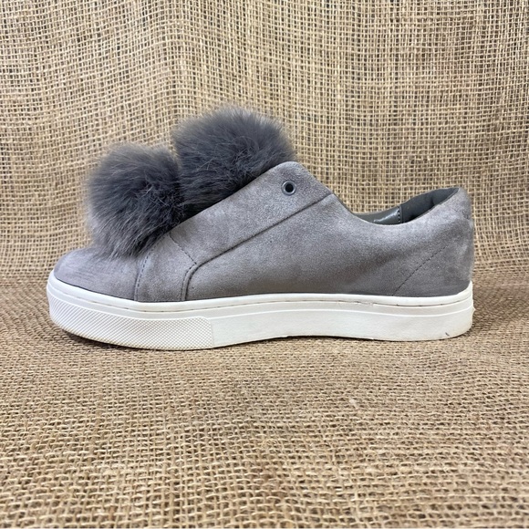 🛑SOLD🛑 Sam Edelman Sneakers Fur Gray Leya Pom Pom Women’s size 9 M - Picture 4 of 9